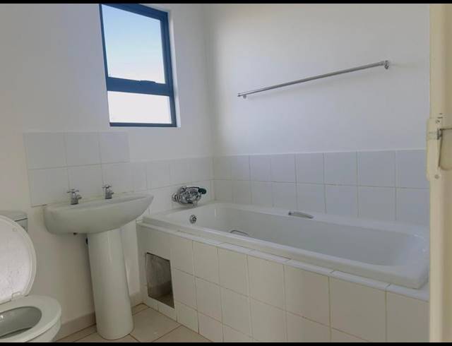 3 BEDROOM HOUSE FOR SALE IN WINDMILL PARK